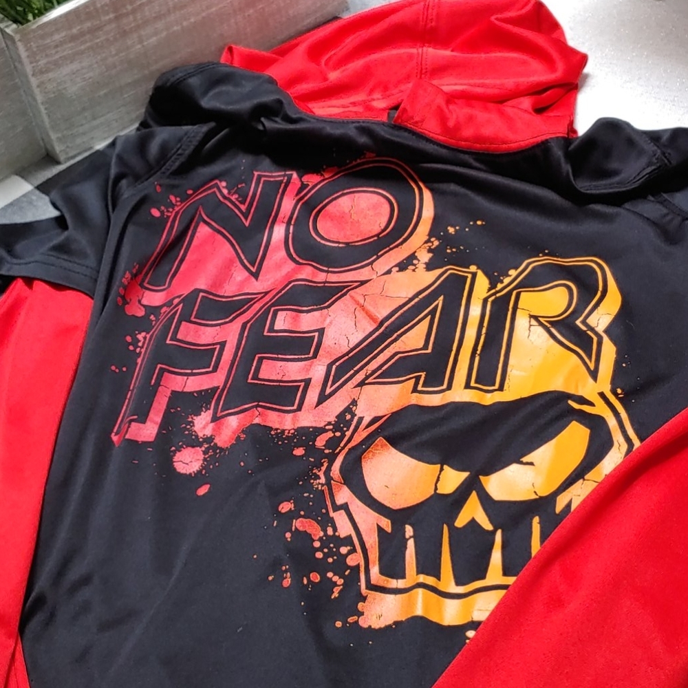 Boys No Fear Hoodie Shirt Size L